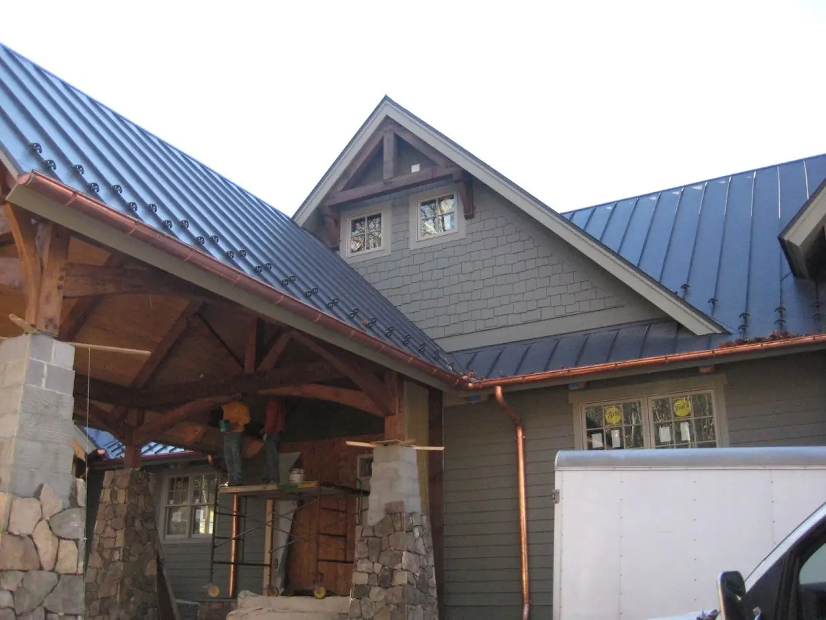Craftsman Roofing team delivering quality roofing work in Wheaton Forest